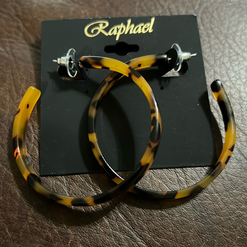 3/$18 Raphael Animal Print Pierced Earrings - New - Lot 452